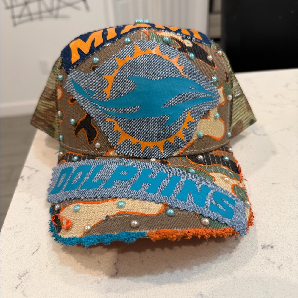Sold! Camouflage Miami Dolphins Cap
